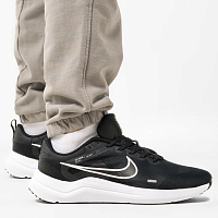 Nike Downshifter 12 BLACK/WHITE-DK SMOKE GREY-PURE PLATINUM
