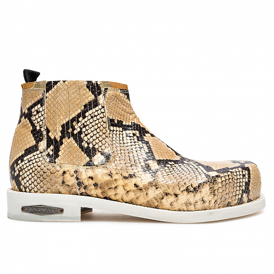 Ботинки Magliano RAW Edge Monster LOW Boot Dusty White  SS23 от Magliano в интернет магазине www.traektoria.ru - 1 фото