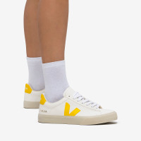 VEJA Campo Chromefree Leather EXTRA-WHITE TONIC