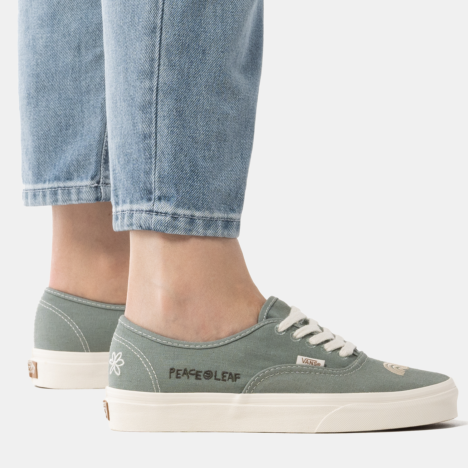 Низкие кеды Vans UA Authentic SS22 купить в интернет магазине Траектория -  цена, отзывы, скидки в Москве, Санкт-Петербурге